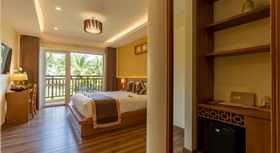 Aroma Beach Resort & Spa Mũi Né